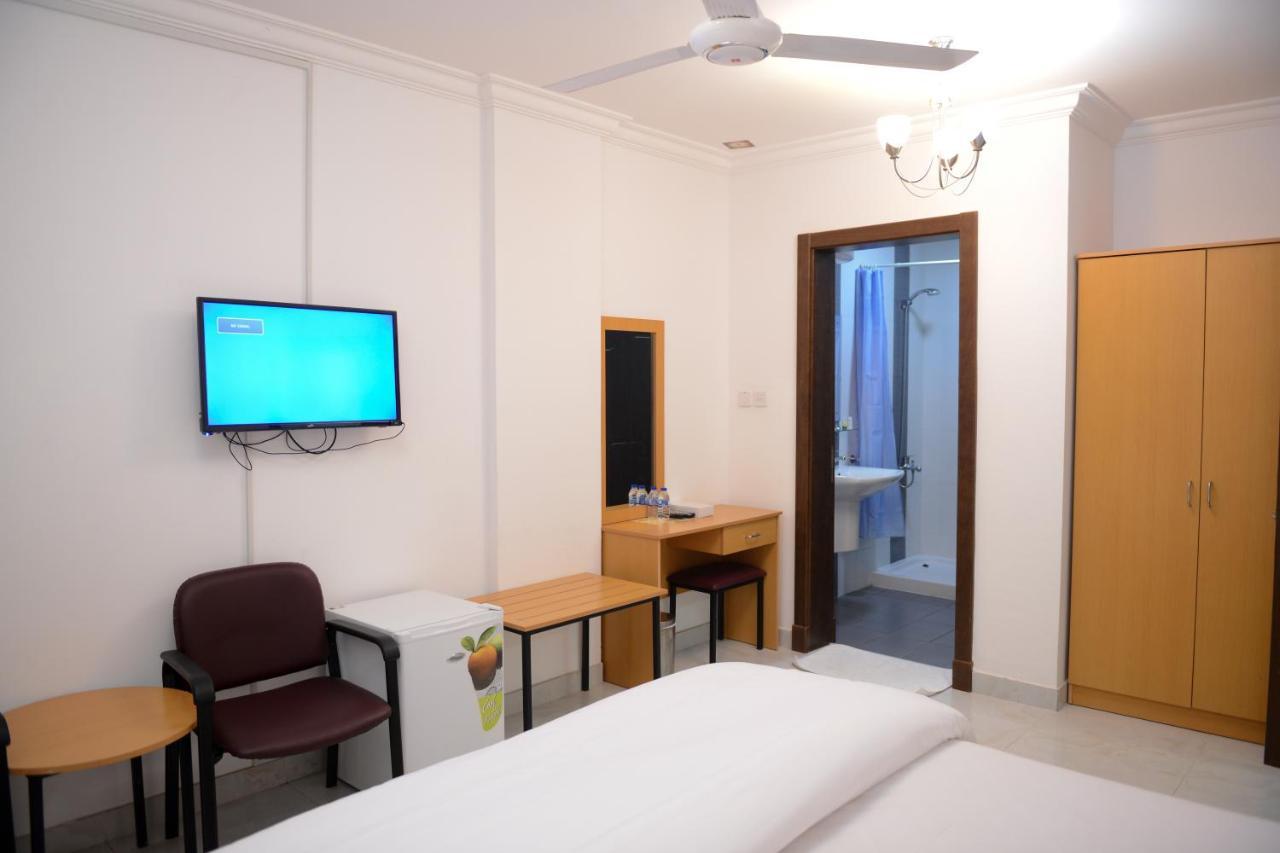 Hotel Oasis