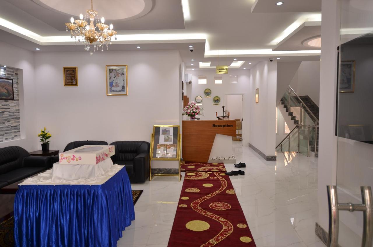 Hotel Oasis