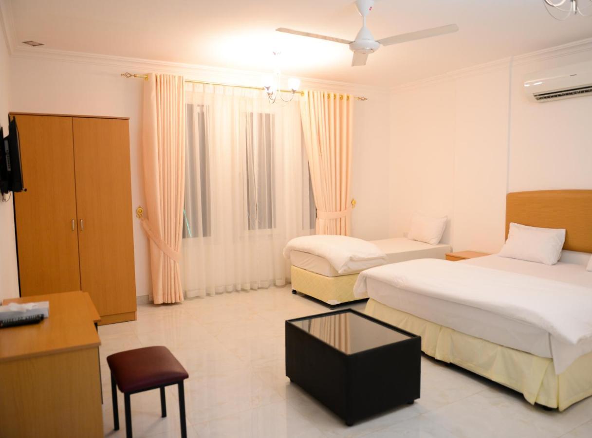 Hotel Oasis